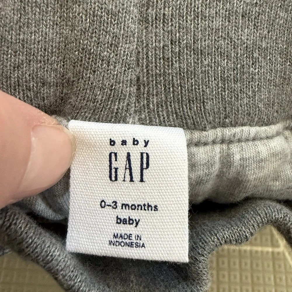 Baby Gap Gray Snow Pants 0-3 Months Pull On Polyester Insulated Puffer Pants